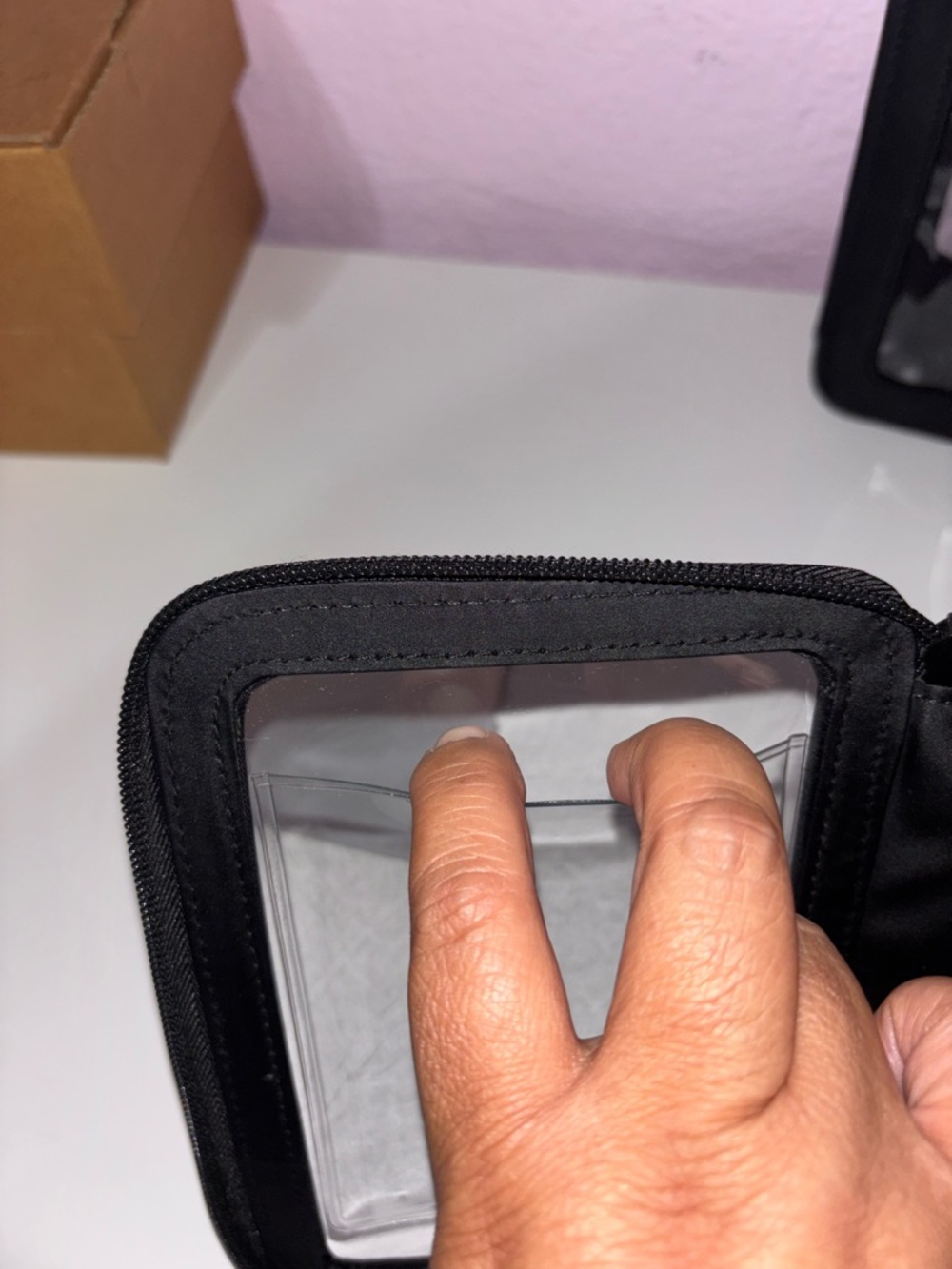 BÉIS the in-flight cosmetic case set in black - Picture 6 of 8